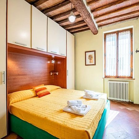 The Sunflower Apartment Сиена Екстериор снимка