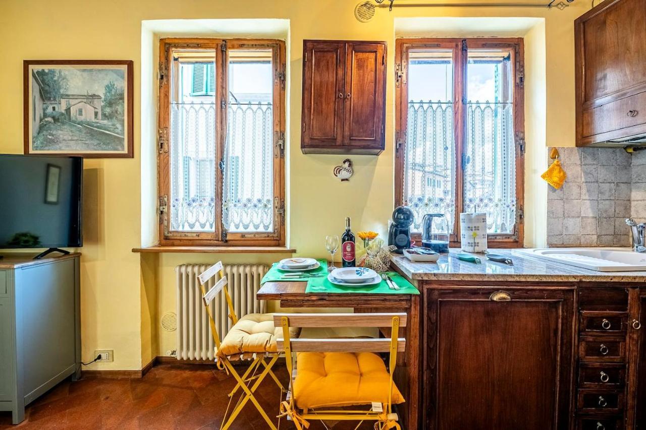 The Sunflower Apartment Сиена Екстериор снимка