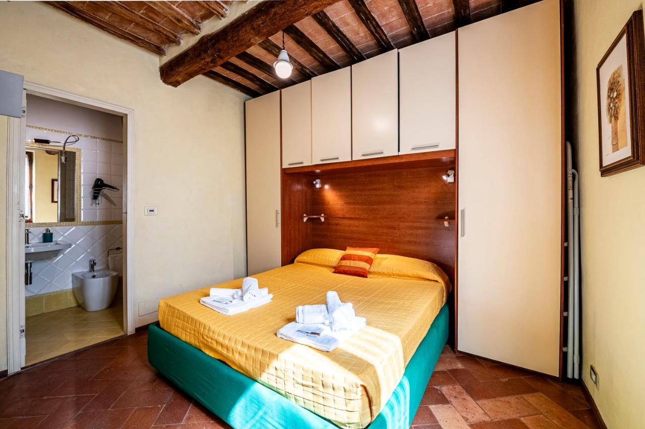 The Sunflower Apartment Сиена Екстериор снимка