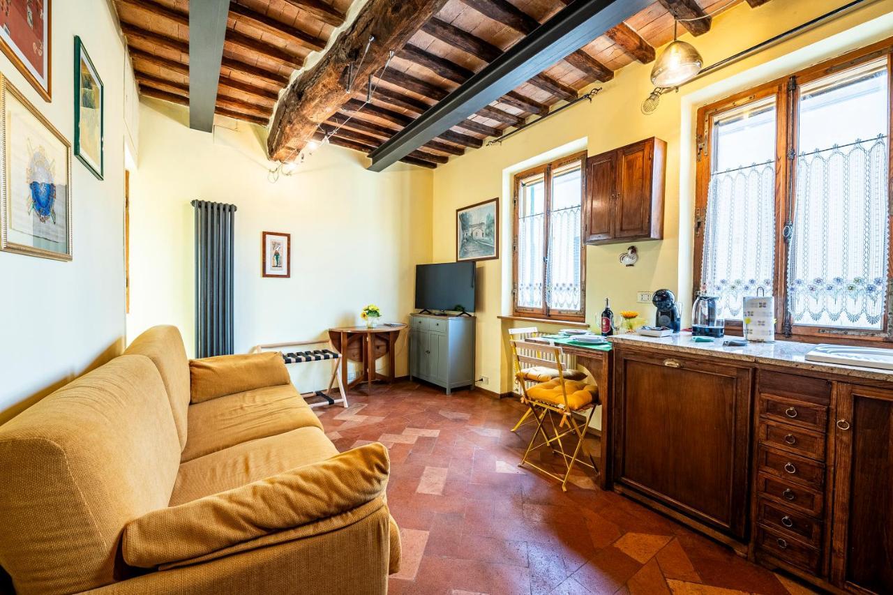 The Sunflower Apartment Сиена Екстериор снимка